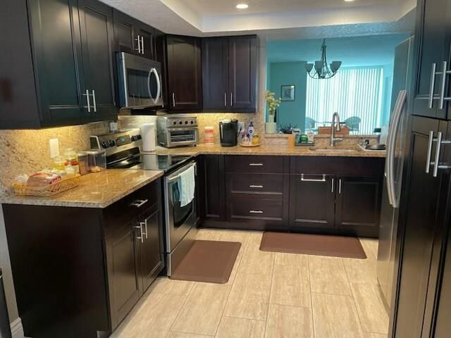 10 Willowbrook Lane 105, Delray Beach, FL 33446