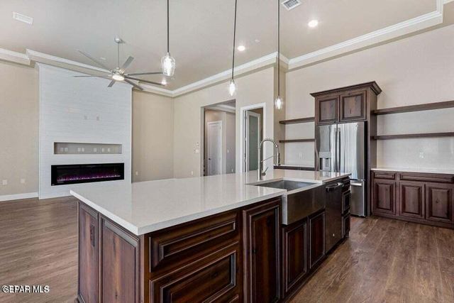 1848 CIMARRON PARK Place, El Paso, TX 79911