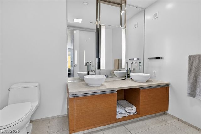3722 Las Vegas Boulevard 1012, Las Vegas, NV 89158