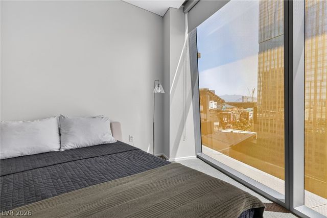 3722 Las Vegas Boulevard 1012, Las Vegas, NV 89158