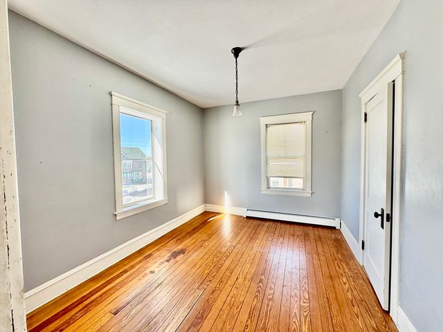 30 Broad Street, Fall River, MA 02724