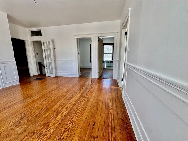 30 Broad Street, Fall River, MA 02724