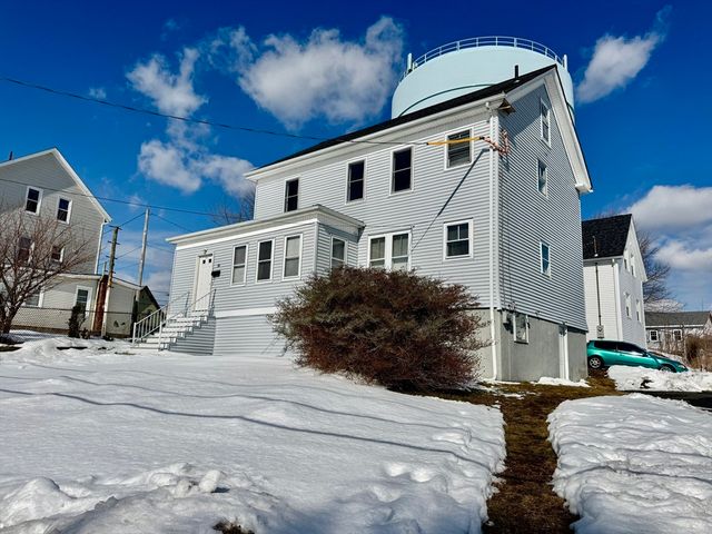 30 Broad Street, Fall River, MA 02724