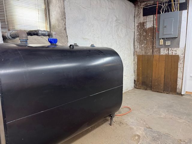 30 Broad Street, Fall River, MA 02724