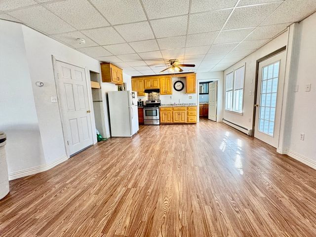 30 Broad Street, Fall River, MA 02724