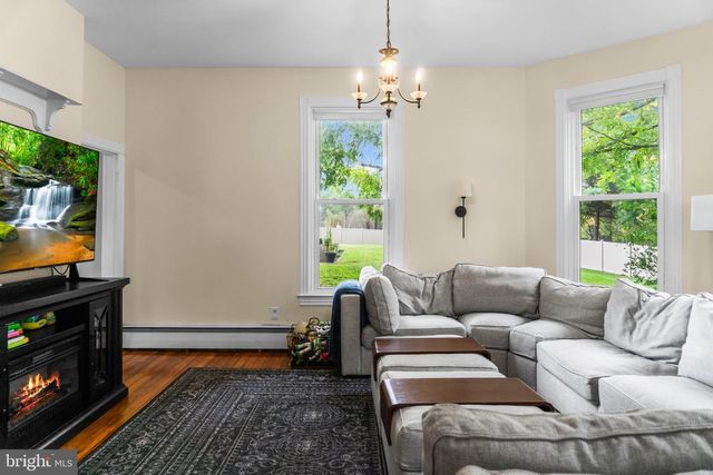 19201 LIBERTY MILL RD, Germantown, MD 20874