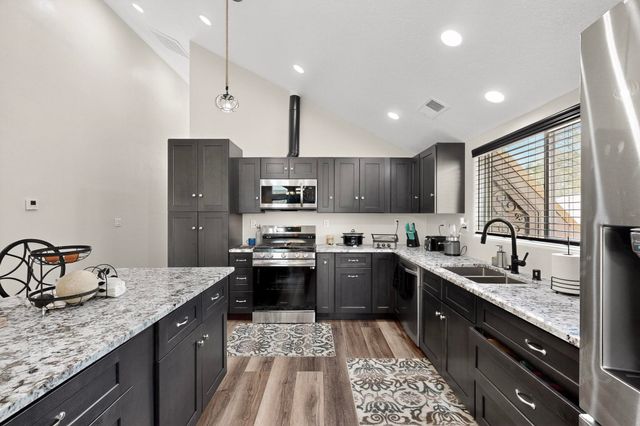 12001 HIGHWAY 14, Cedar Crest, NM 87008