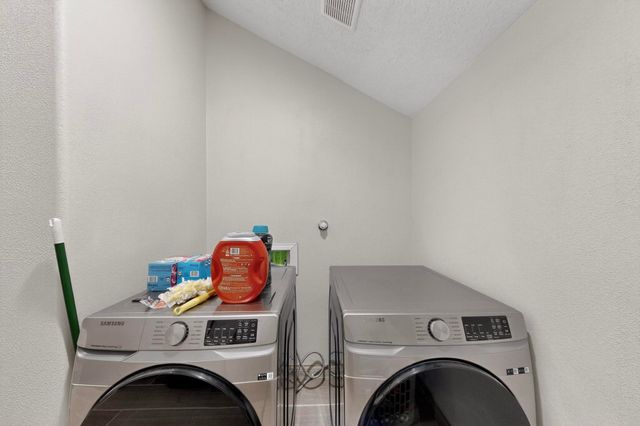 12001 HIGHWAY 14, Cedar Crest, NM 87008