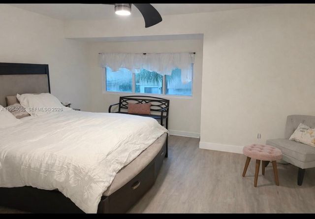 8243 NW 8th Ct 1, Plantation, FL 33324