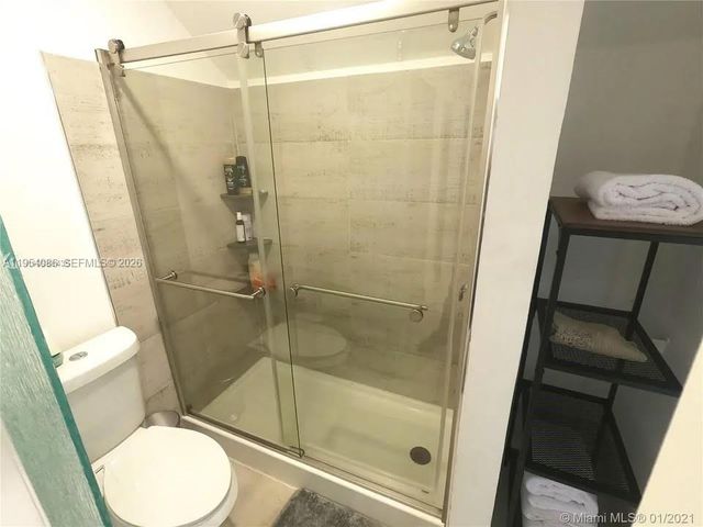 8243 NW 8th Ct 1, Plantation, FL 33324