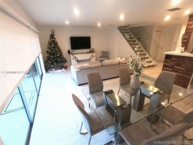 8243 NW 8th Ct 1, Plantation, FL 33324