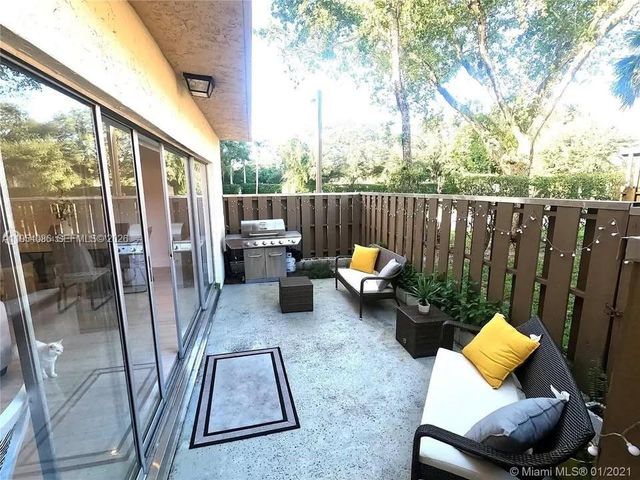 8243 NW 8th Ct 1, Plantation, FL 33324