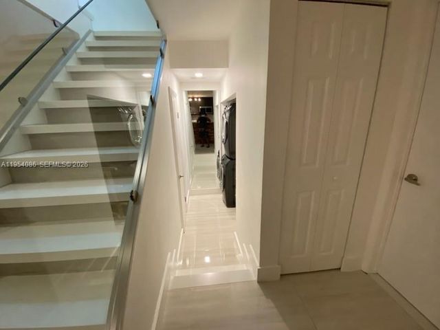 8243 NW 8th Ct 1, Plantation, FL 33324