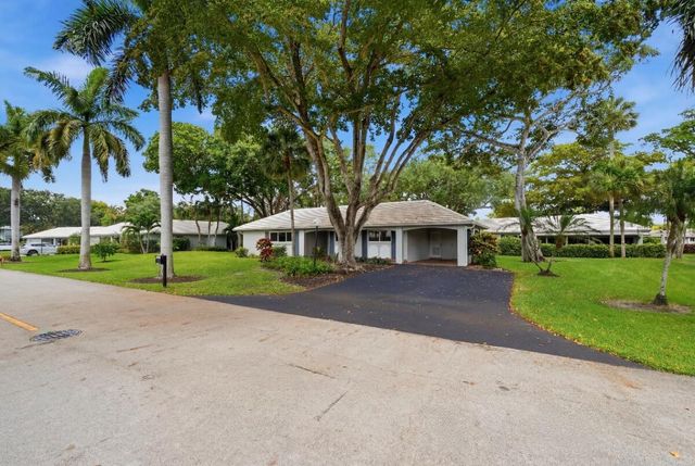 904 W Cypress Lane V-46, Pompano Beach, FL 33069