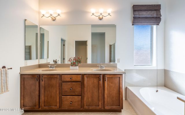 12761 N Gentle Rain Drive, Marana, AZ 85658