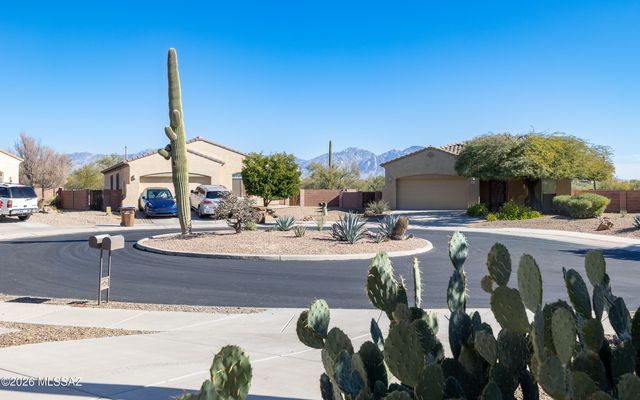 12761 N Gentle Rain Drive, Marana, AZ 85658