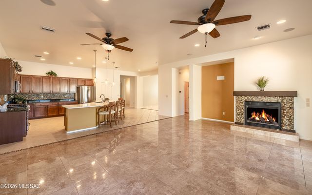 12761 N Gentle Rain Drive, Marana, AZ 85658