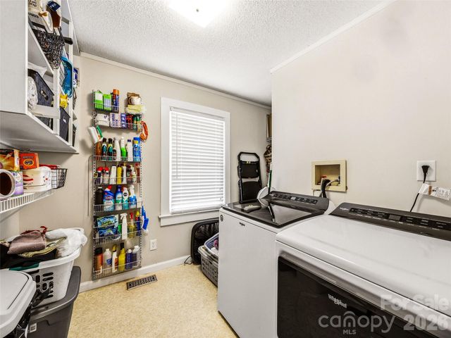 55 Pressley Avenue, Brevard, NC 28712