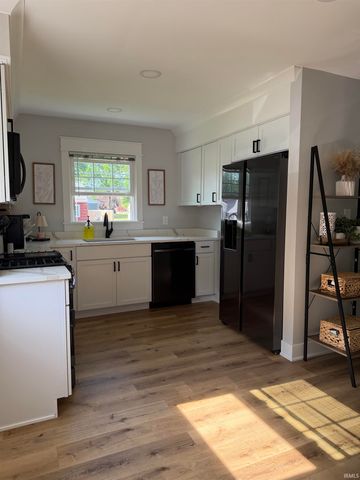 106 W Ben Street, New Carlisle, IN 46552