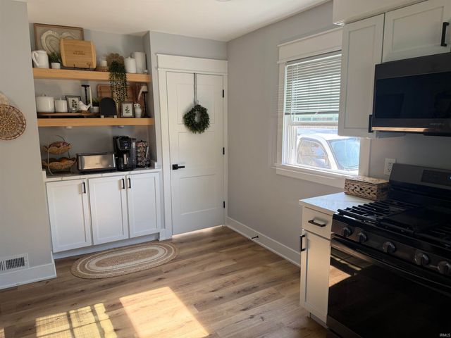 106 W Ben Street, New Carlisle, IN 46552