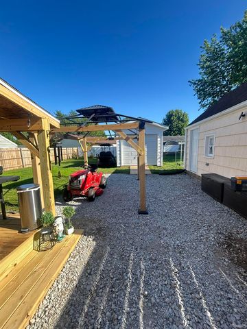 106 W Ben Street, New Carlisle, IN 46552