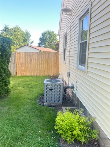 106 W Ben Street, New Carlisle, IN 46552