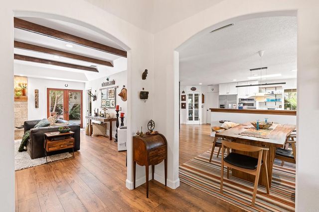 808 Palaro Drive, Encinitas, CA 92024