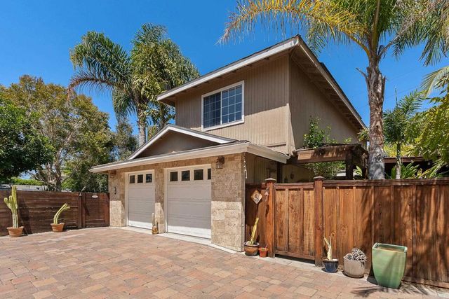 808 Palaro Drive, Encinitas, CA 92024