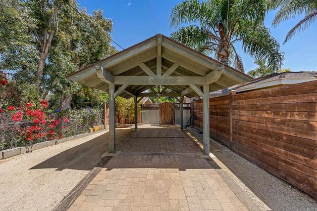 808 Palaro Drive, Encinitas, CA 92024