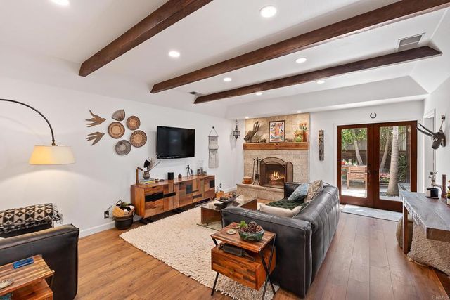 808 Palaro Drive, Encinitas, CA 92024