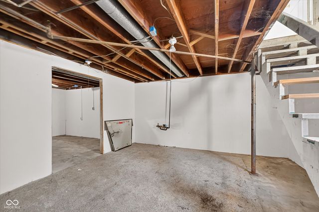 1720 Alice Jeanne Court, Indianapolis, IN 46219