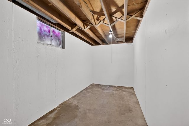 1720 Alice Jeanne Court, Indianapolis, IN 46219