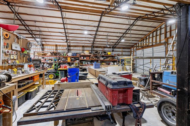 660 Pendergraft Road, Noel, MO 64854