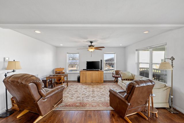 660 Pendergraft Road, Noel, MO 64854