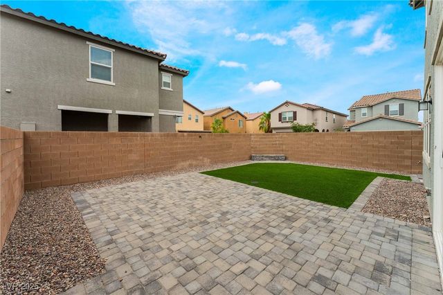 10613 Adobe Ranch Street, Las Vegas, NV 89141