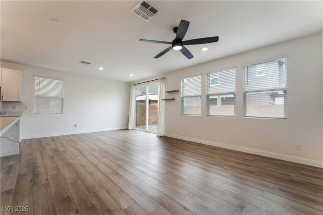 10613 Adobe Ranch Street, Las Vegas, NV 89141