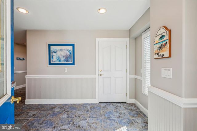 54 S ATLANTIC AVE, Bethany Beach, DE 19930