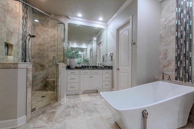 9800 Oak Heights Drive, Sherwood, AR 72120