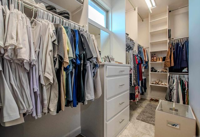 9800 Oak Heights Drive, Sherwood, AR 72120