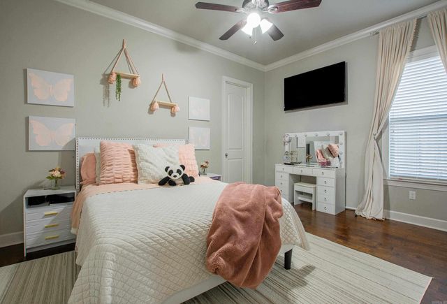 9800 Oak Heights Drive, Sherwood, AR 72120