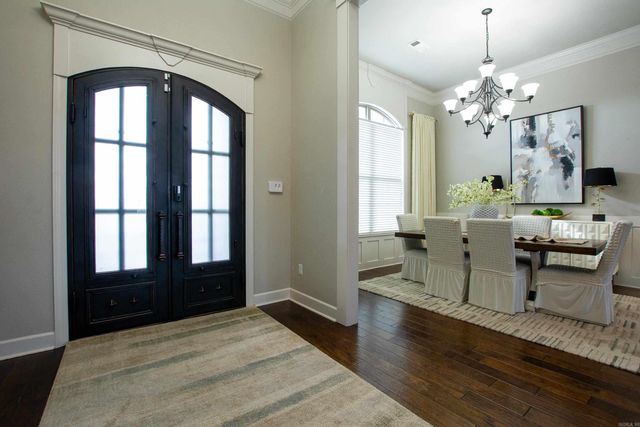 9800 Oak Heights Drive, Sherwood, AR 72120