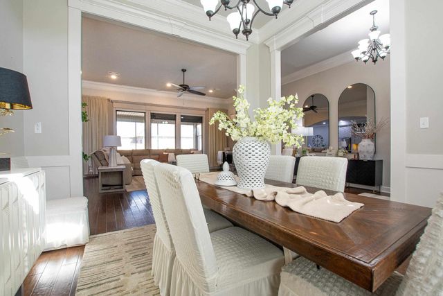 9800 Oak Heights Drive, Sherwood, AR 72120