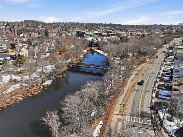 68 Los Angeles PH5, Newton, MA 02458