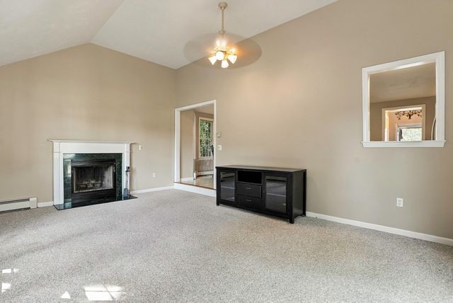 21 Lyons Rd, Dudley, MA 01571
