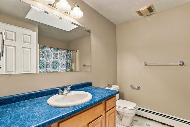 21 Lyons Rd, Dudley, MA 01571