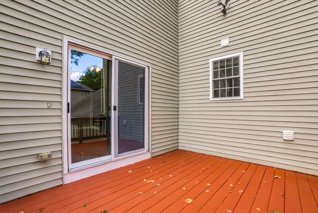 21 Lyons Rd, Dudley, MA 01571