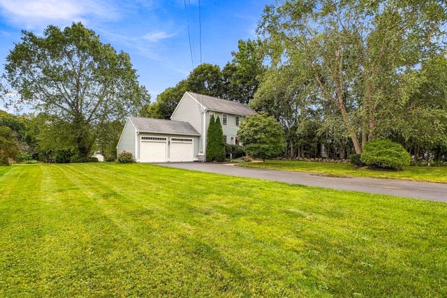 21 Lyons Rd, Dudley, MA 01571