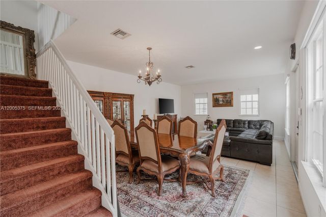 623 SW 146th Ter, Pembroke Pines, FL 33027