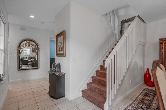 623 SW 146th Ter, Pembroke Pines, FL 33027