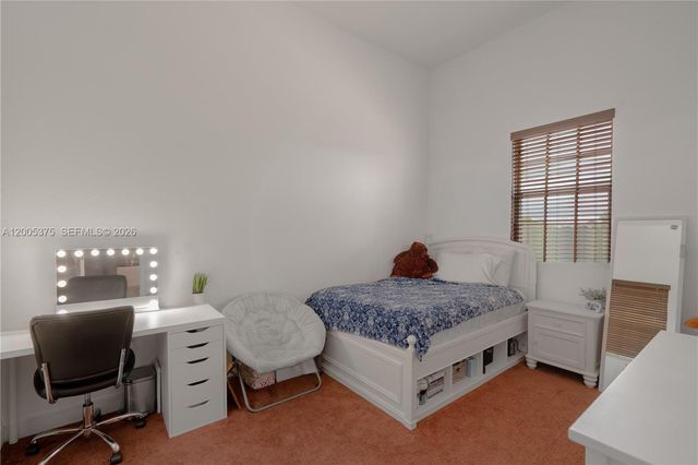 623 SW 146th Ter, Pembroke Pines, FL 33027